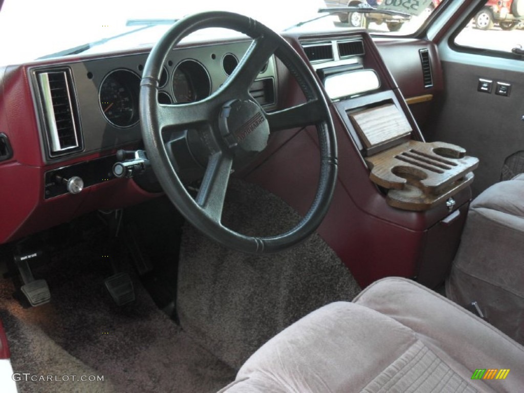 1991 Chevy Van G20 Conversion - White / Gray photo #24