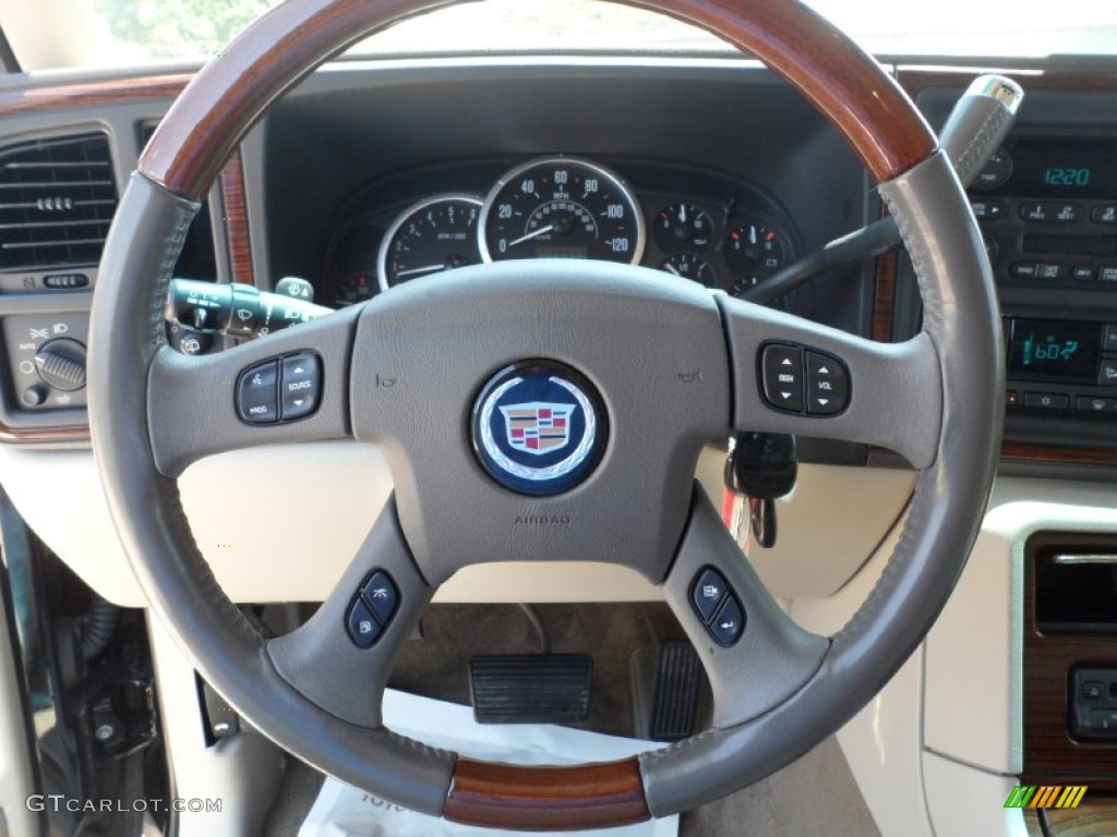 2004 Cadillac Escalade Standard Escalade Model Steering Wheel Photos