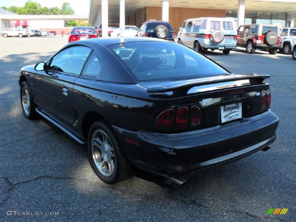 1997 Mustang GT Coupe - Black / Dark Charcoal photo #2