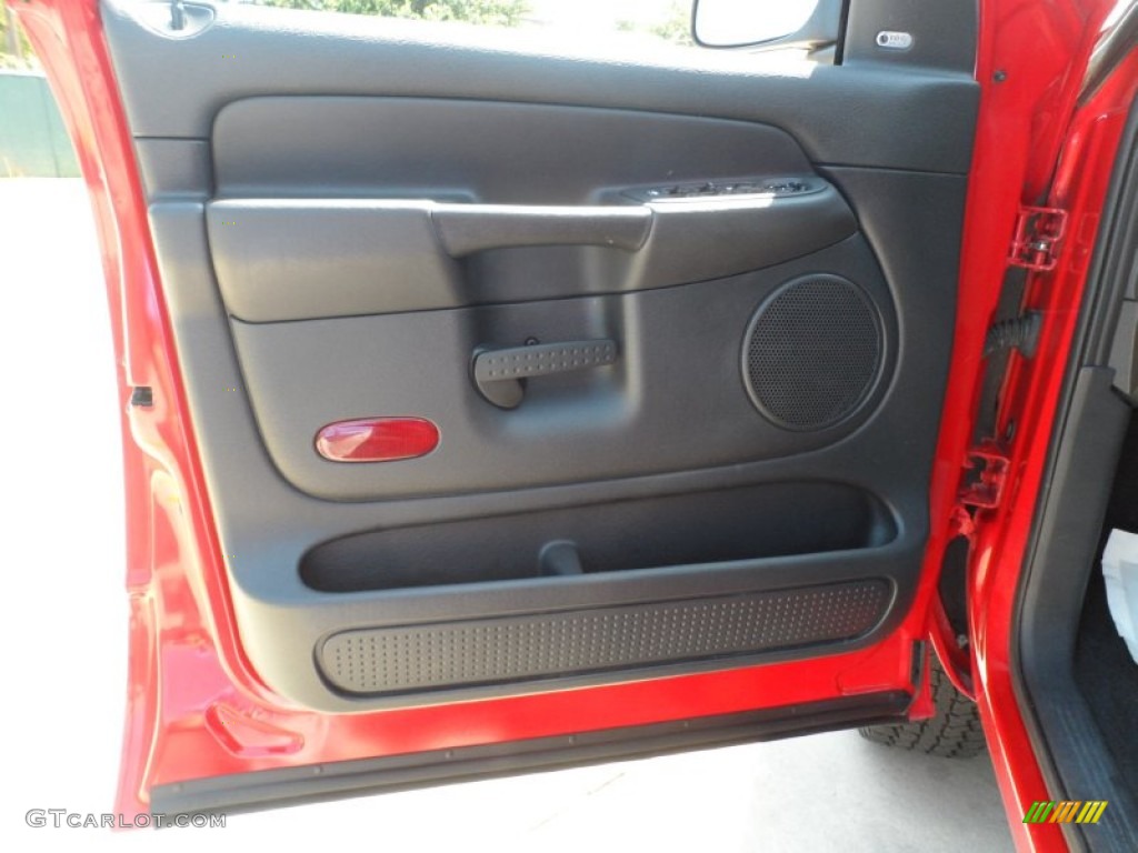 2005 Ram 1500 SLT Quad Cab 4x4 - Flame Red / Dark Slate Gray photo #38
