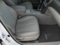Super White - Camry LE Photo No. 19