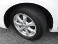 Super White - Camry LE Photo No. 25