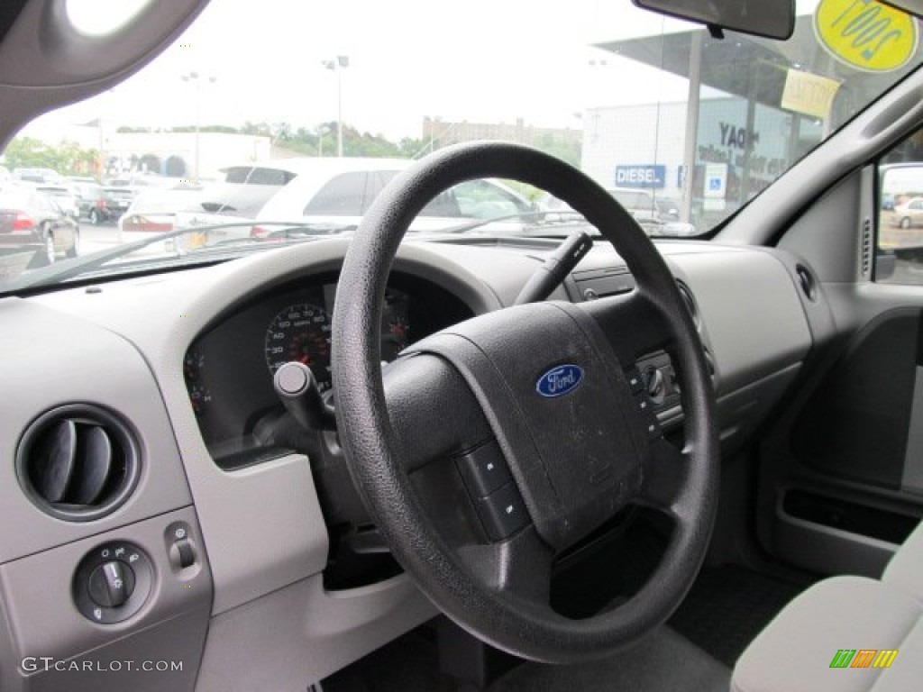2007 Ford F150 STX Regular Cab 4x4 Medium Flint Steering Wheel Photo #52992922