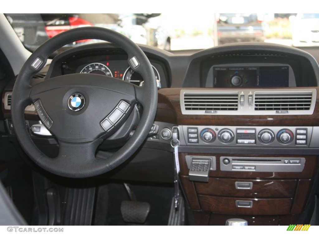 2008 BMW 7 Series 750i Sedan Black Dashboard Photo #52994182