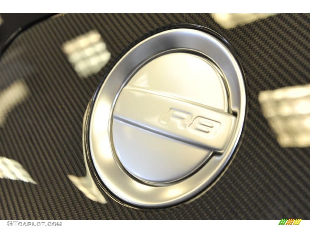 2012 Audi R8 5.2 FSI quattro Marks and Logos Photo #52997923