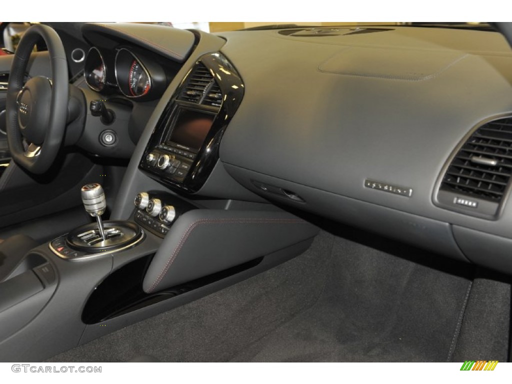 2012 Audi R8 5.2 FSI quattro Black Dashboard Photo #52997953