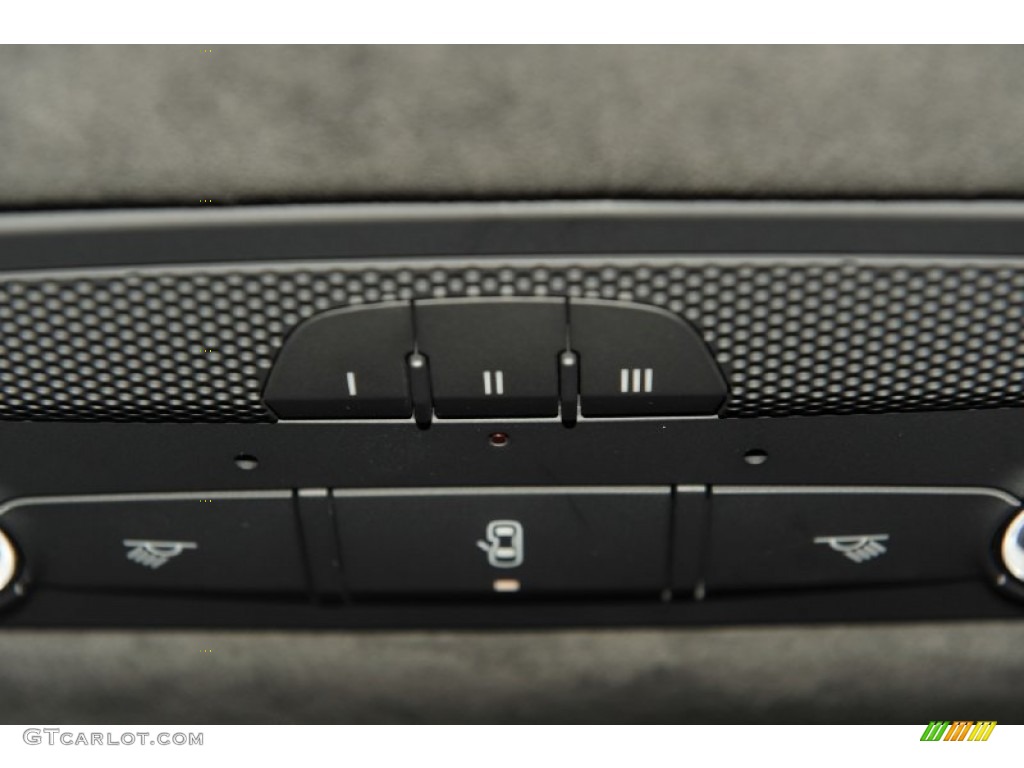 2012 Audi R8 5.2 FSI quattro Controls Photo #52998214