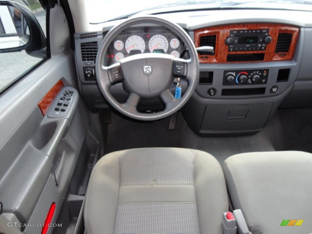 2006 Dodge Ram 1500 SLT Quad Cab Medium Slate Gray Dashboard Photo #52999060