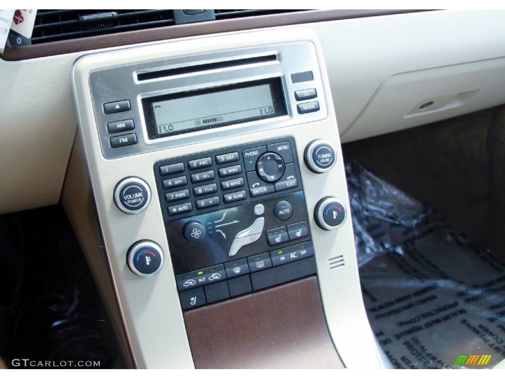 2011 Volvo S80 3.2 Controls Photo #53001781
