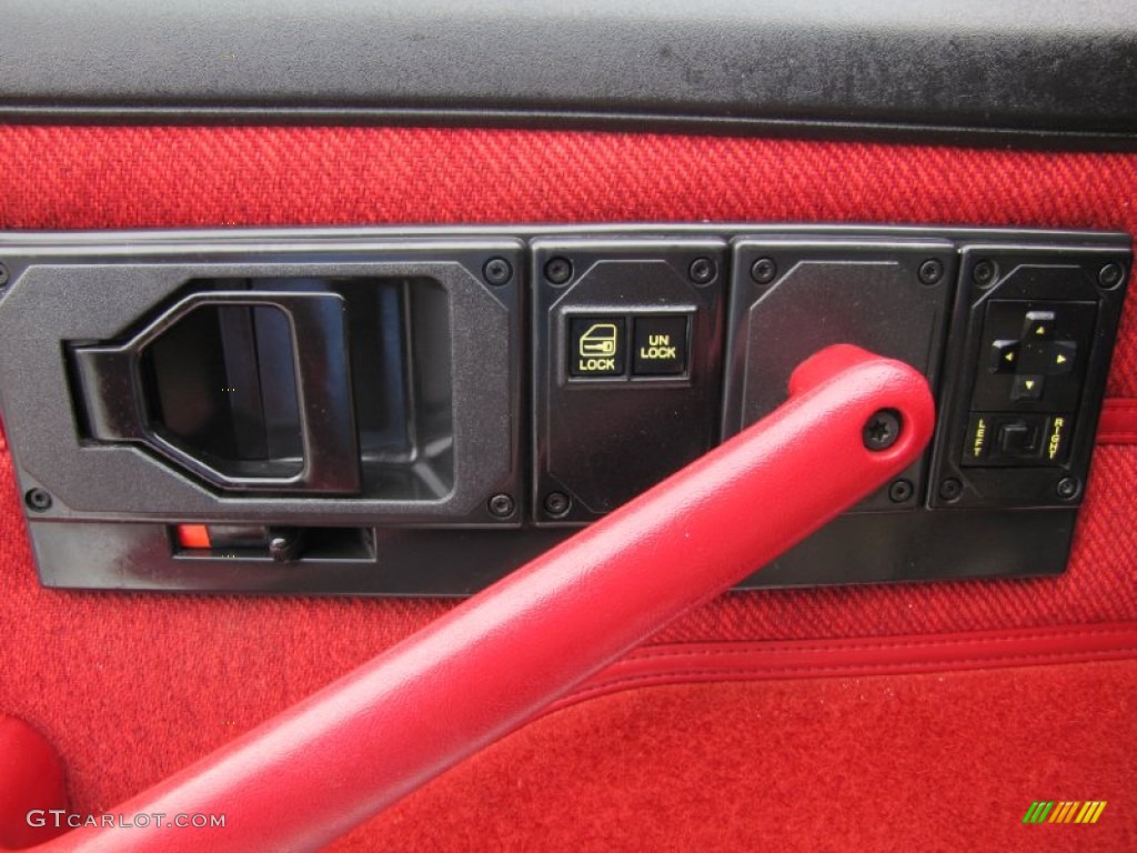 1991 Chevrolet Camaro RS Controls Photos