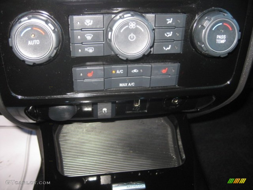 2010 Ford Escape Limited 4WD Controls Photo #53003548