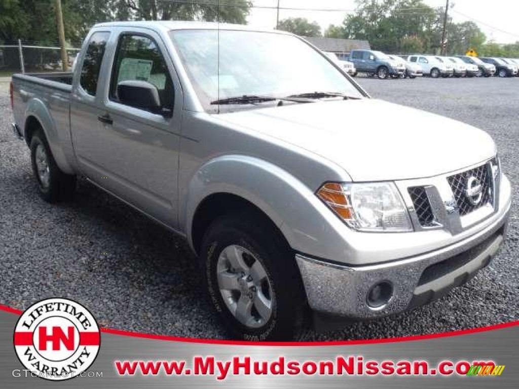 Radiant Silver Metallic Nissan Frontier