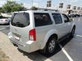 2005 Silver Lightning Metallic Nissan Pathfinder SE 4x4  photo #4