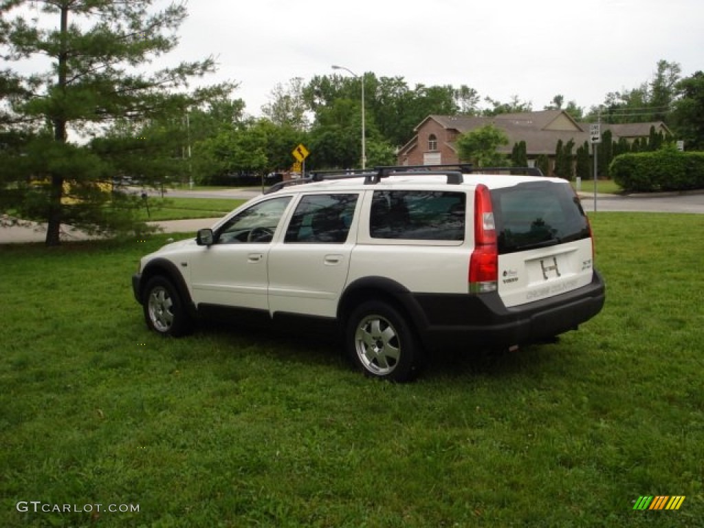 2003 XC70 AWD - White / Beige/Light Sand photo #6
