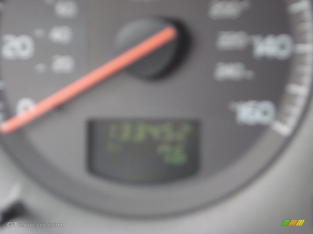 2003 XC70 AWD - White / Beige/Light Sand photo #11