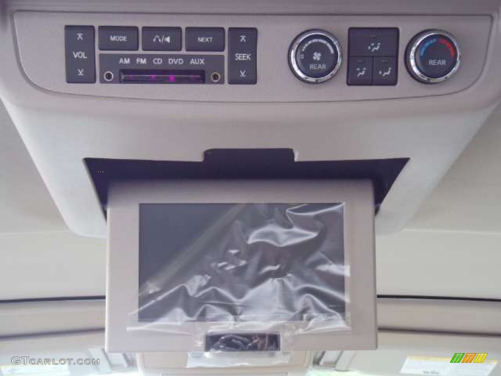 2011 Nissan Armada Platinum 4WD Audio System Photo #53009615