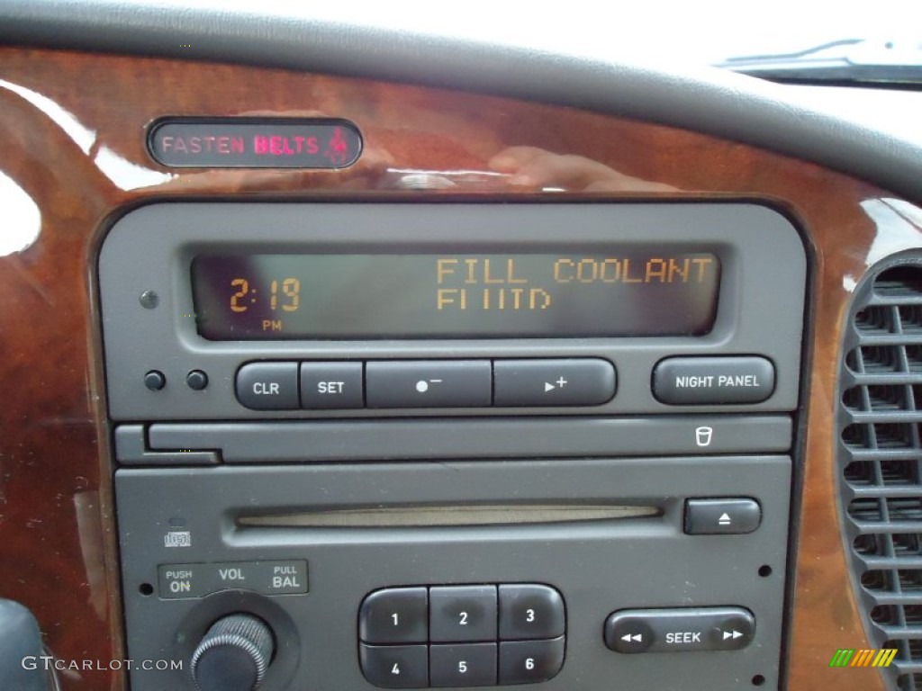 1999 Saab 9-3 SE Convertible Audio System Photo #53010503