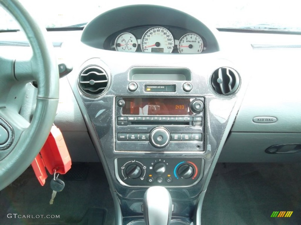 2007 Saturn ION 3 Sedan Controls Photo #53010812