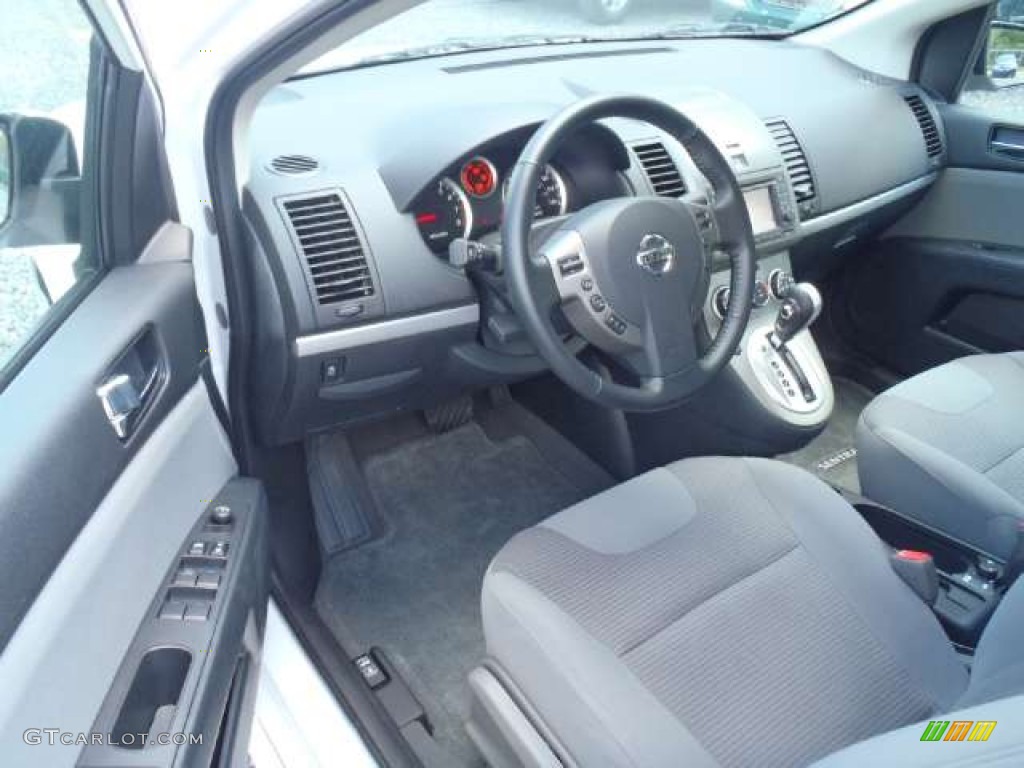 2012 Sentra 2.0 SR - Aspen White / Charcoal photo #6