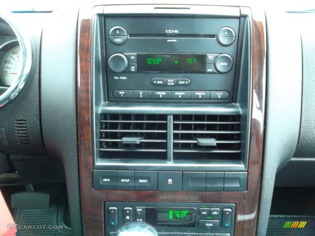 2007 Ford Explorer Limited Controls Photo #53012372