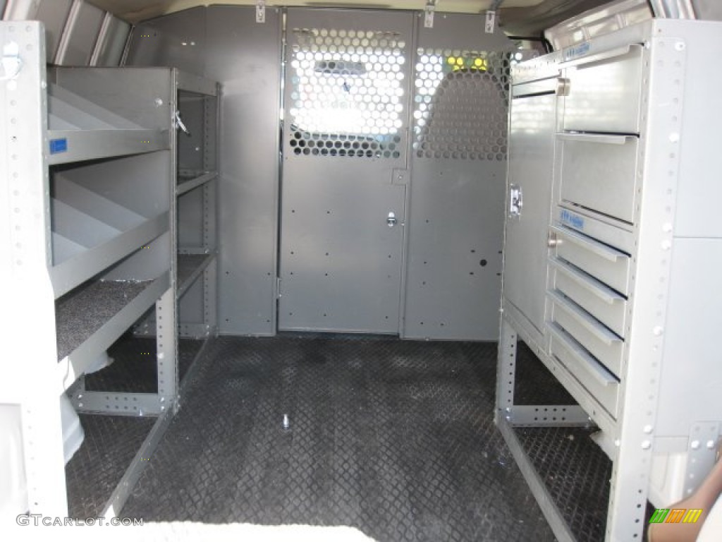 2005 Astro Cargo Van - Summit White / Medium Gray photo #7