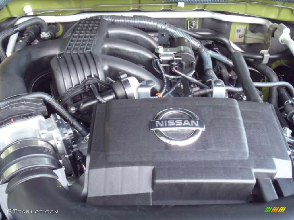 2011 Nissan Xterra X Engine Photos