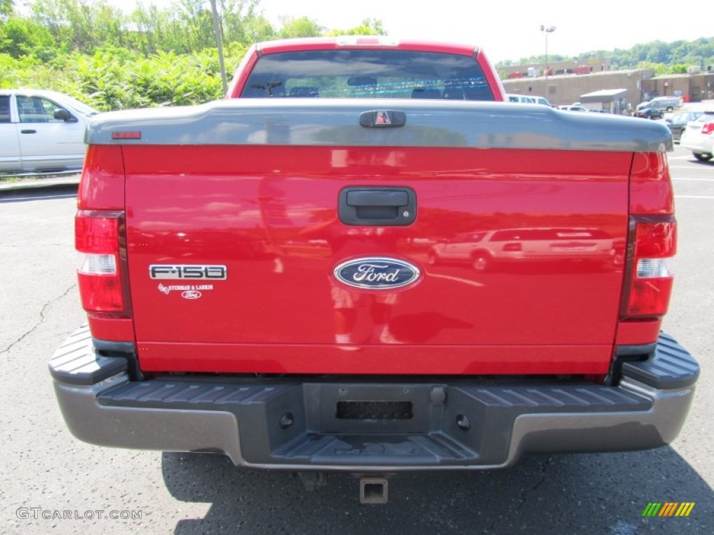 2005 F150 XLT SuperCab 4x4 - Bright Red / Medium Flint Grey photo #6