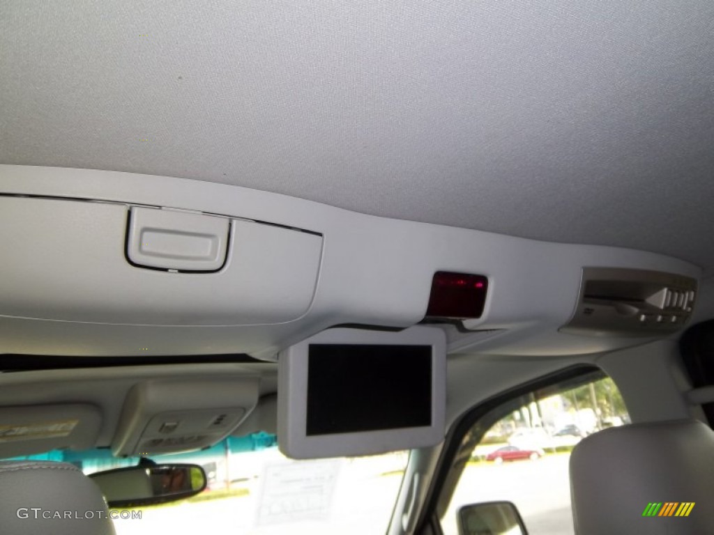 2005 Aviator Luxury AWD - Dark Blue Pearl Metallic / Dove Grey photo #19