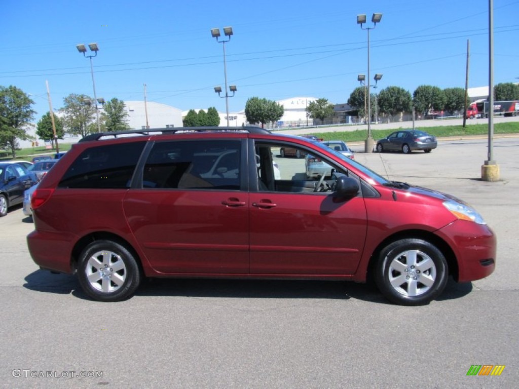 2007 Sienna LE - Salsa Red Pearl / Taupe photo #7
