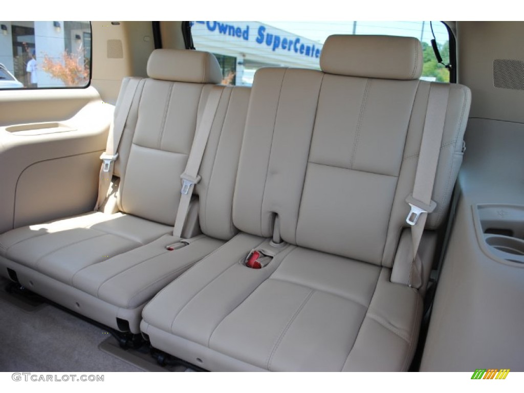 2007 Tahoe LTZ - Summit White / Light Cashmere/Ebony photo #18