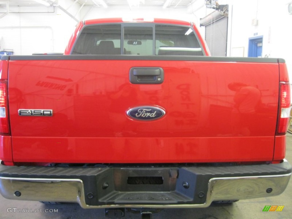2008 F150 XLT SuperCrew 4x4 - Bright Red / Medium/Dark Flint photo #13