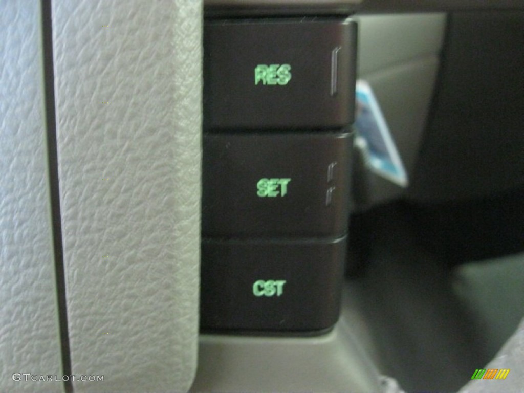 2008 F150 XLT SuperCrew 4x4 - Bright Red / Medium/Dark Flint photo #22