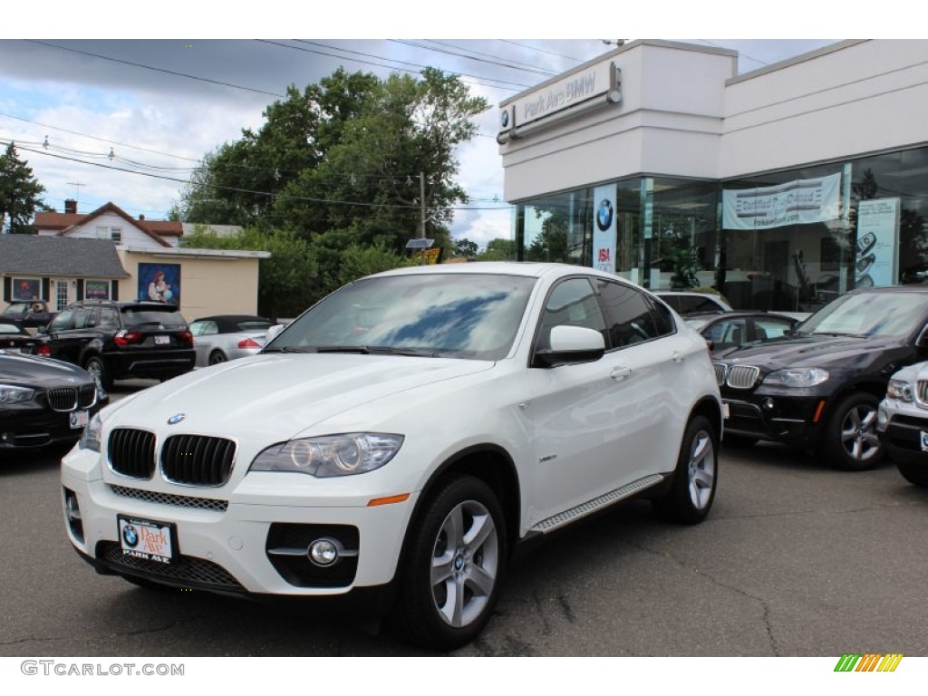 Alpine White BMW X6