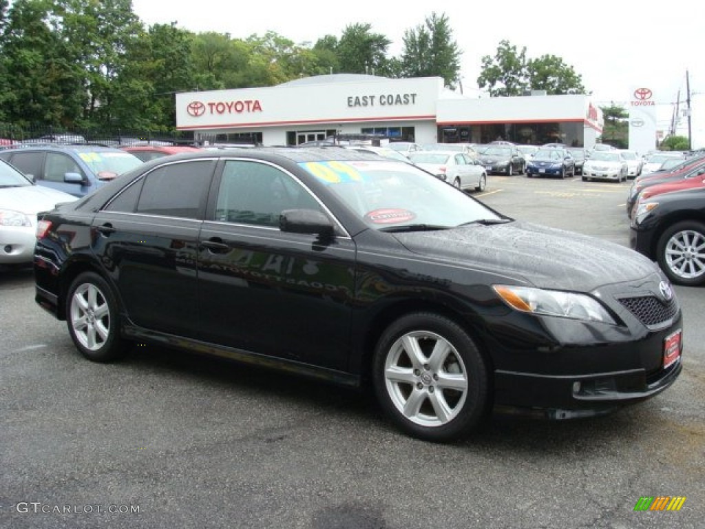 2009 Camry SE - Black / Charcoal photo #1