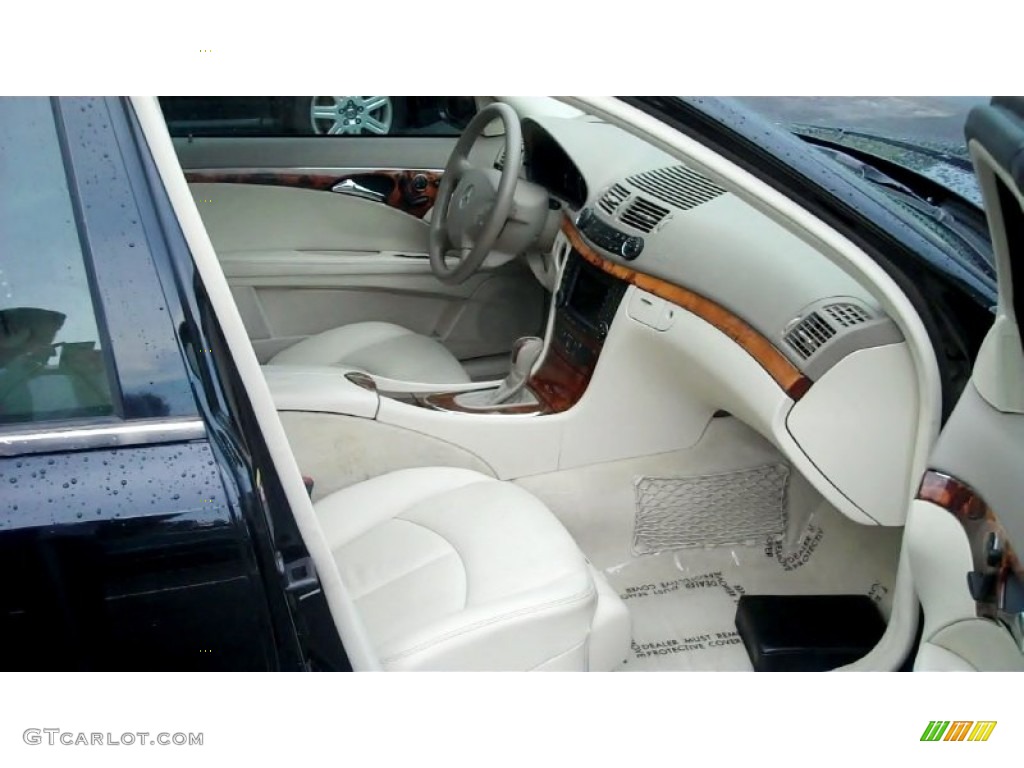 Stone Interior 2004 Mercedes-Benz E 320 Wagon Photo #53026793