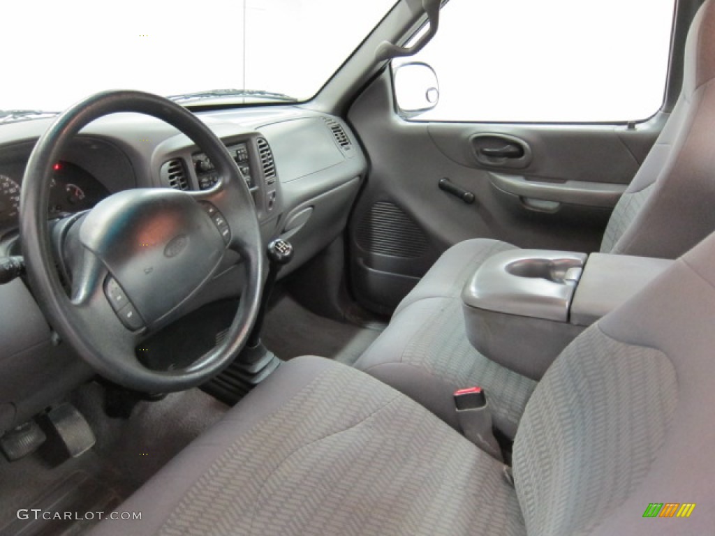 Medium Graphite Interior 2000 Ford F150 XL Regular Cab Photo #53028578