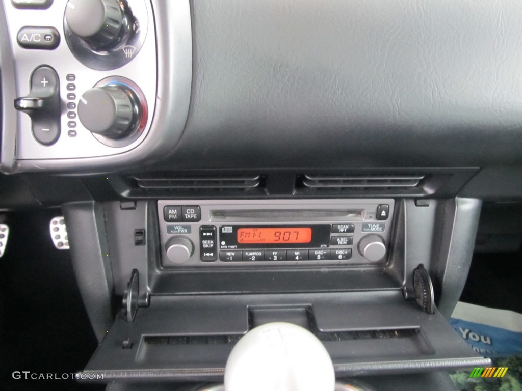2003 Honda S2000 Roadster Audio System Photos