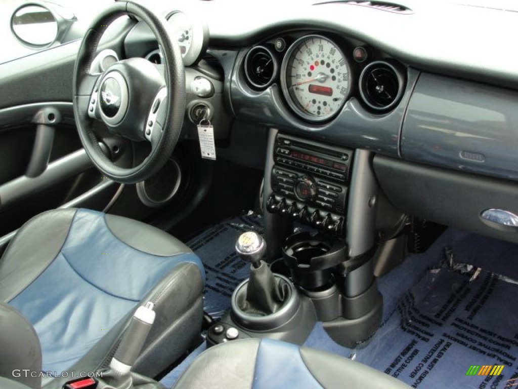 2004 Mini Cooper S Hardtop interior Photo #53033060