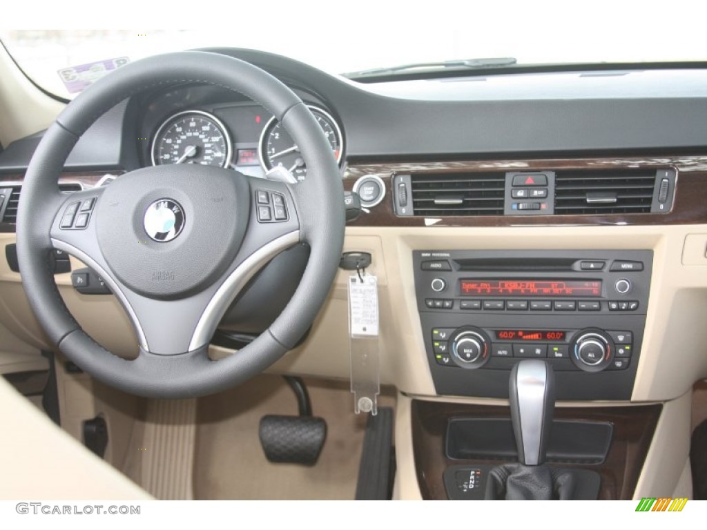 2011 3 Series 335i Sedan - Alpine White / Beige Dakota Leather photo #24