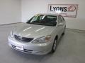 Lunar Mist Metallic - Camry LE Photo No. 29
