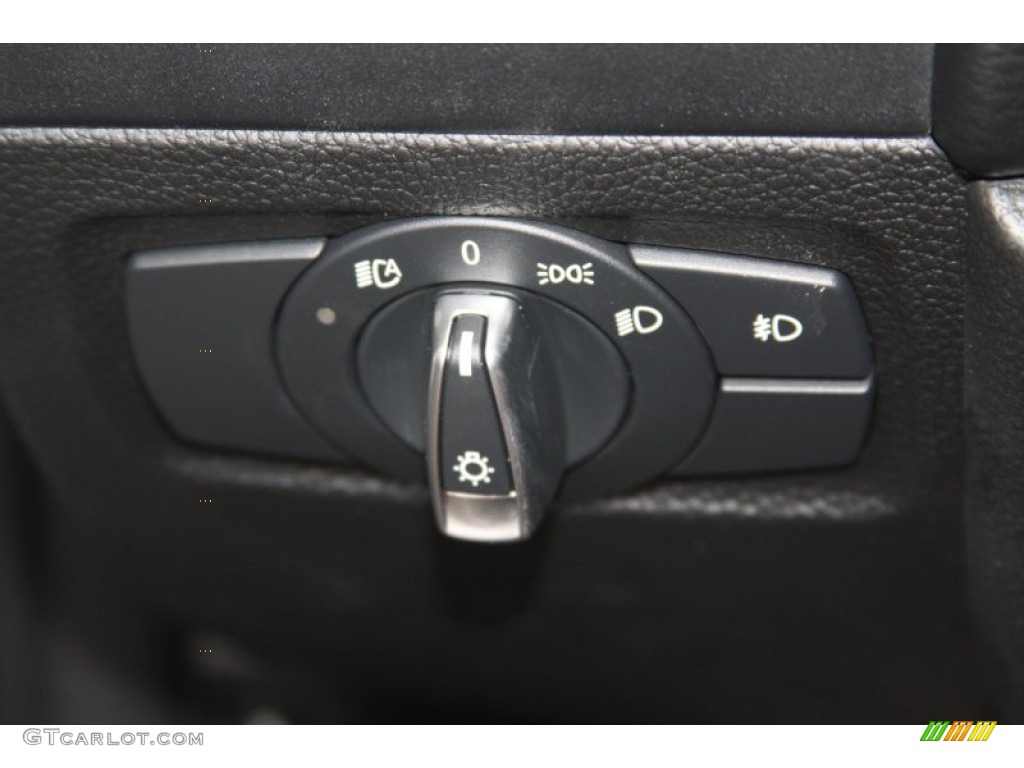 2012 BMW 1 Series 128i Convertible Controls Photo #53036174