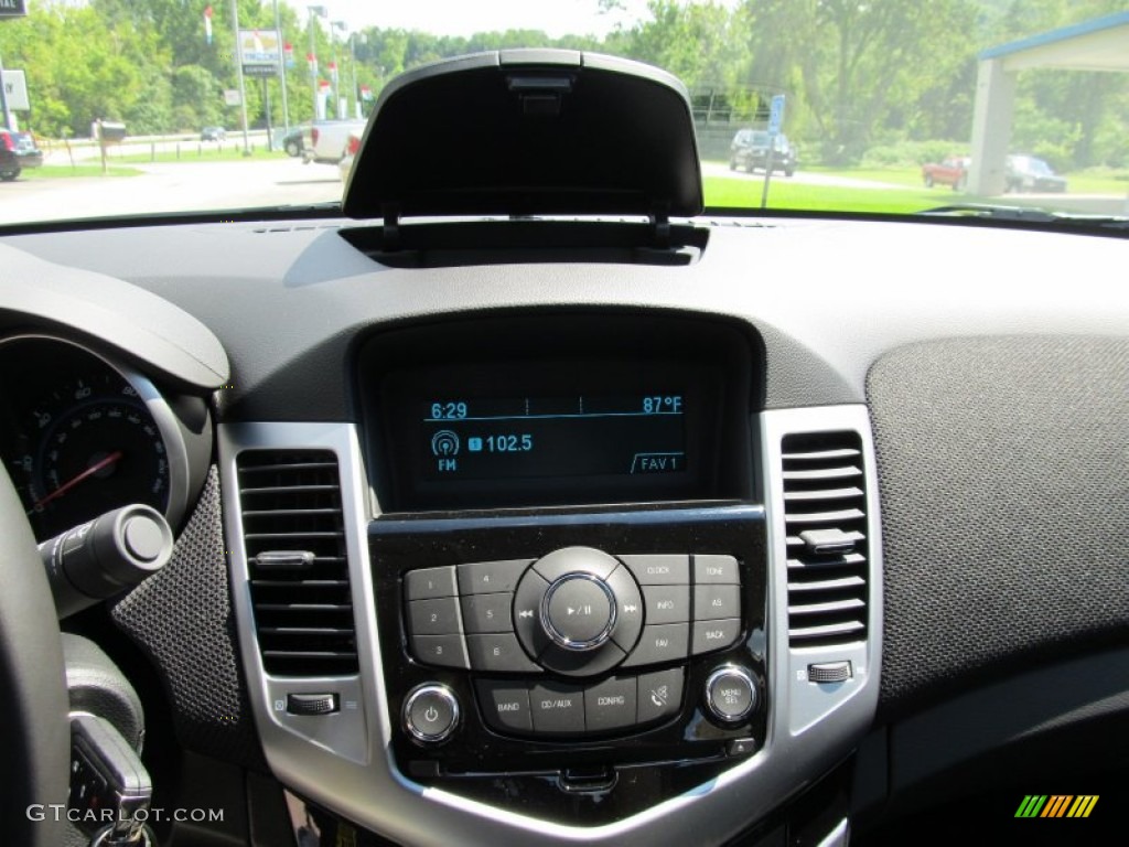 2012 Chevrolet Cruze Eco Controls Photo #53037581