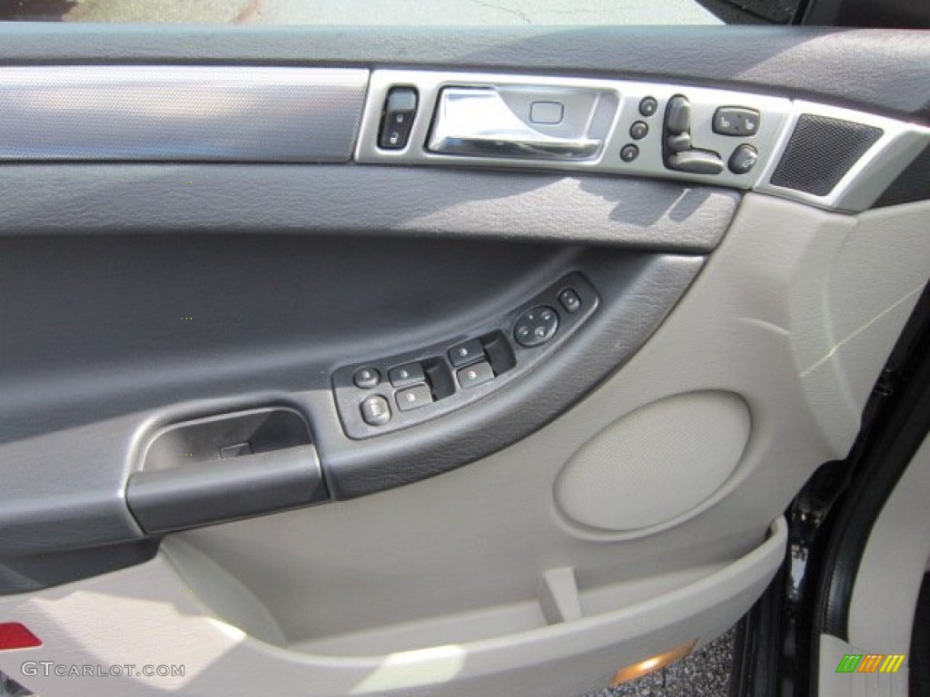 2006 Pacifica Touring AWD - Brilliant Black / Light Taupe photo #12
