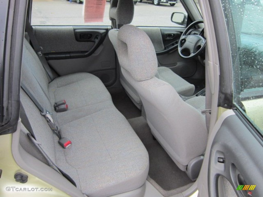 Gray Interior 2002 Subaru Forester 2.5 L Photo #53039597