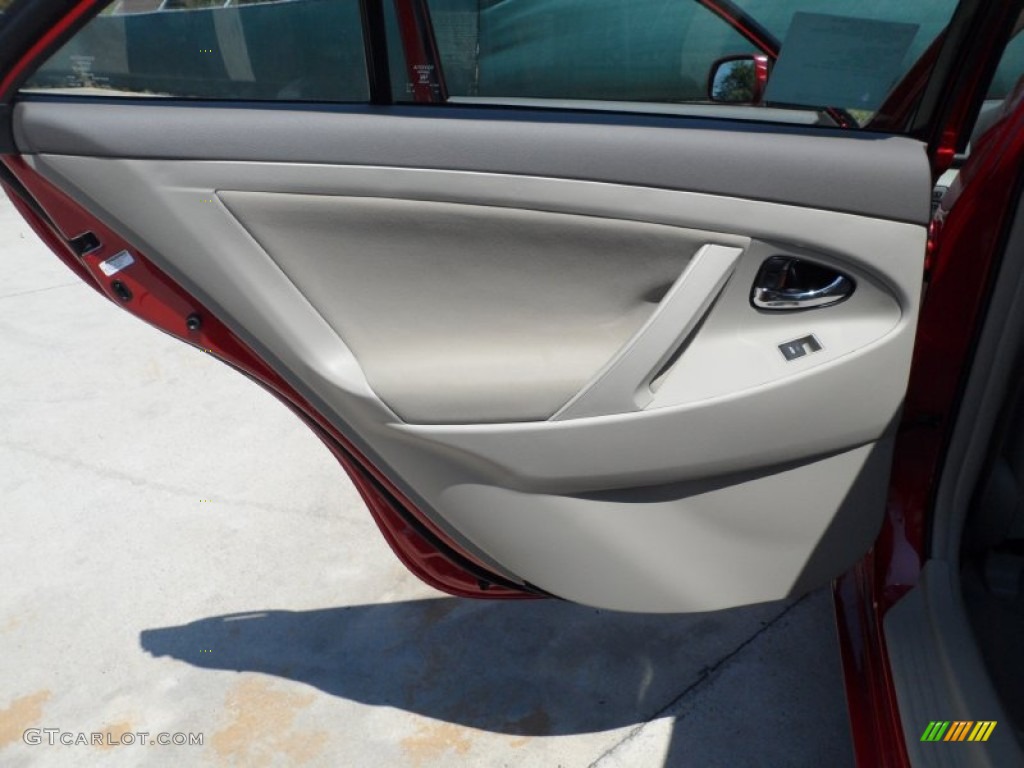 2011 Camry LE - Barcelona Red Metallic / Ash photo #20