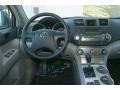 Classic Silver Metallic - Highlander V6 4WD Photo No. 10