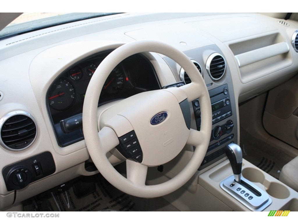 2006 Ford Freestyle SE Pebble Beige Dashboard Photo #53044397