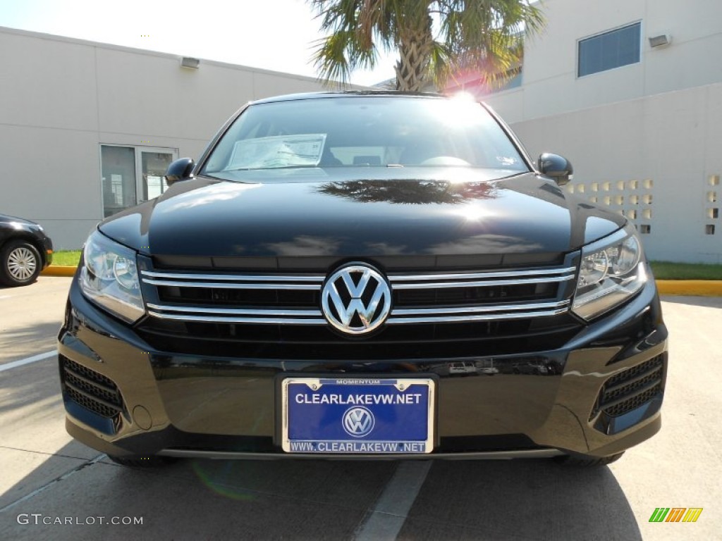 2012 Tiguan S - Deep Black Metallic / Black photo #2