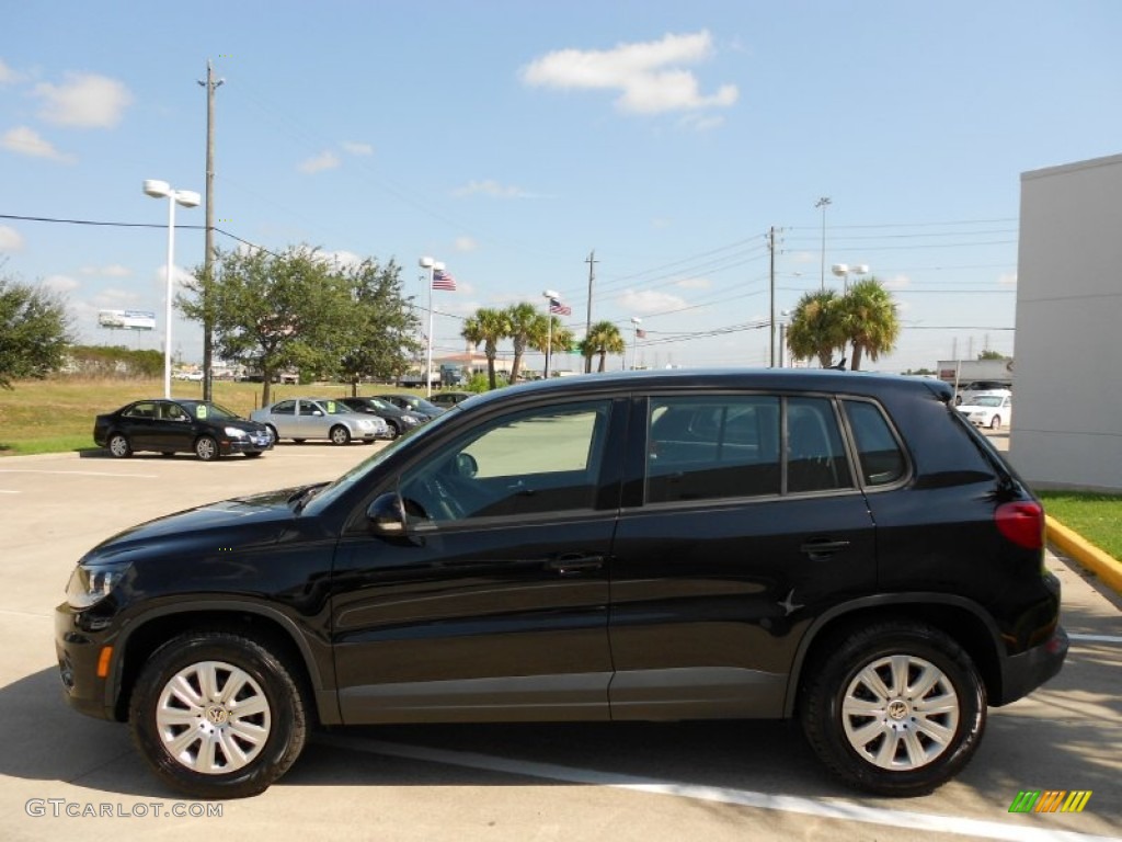 2012 Tiguan S - Deep Black Metallic / Black photo #4