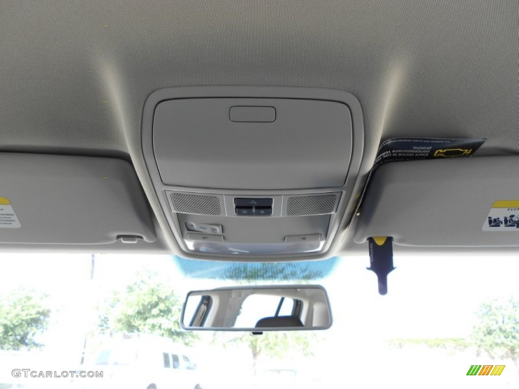 2012 Tiguan S - Deep Black Metallic / Black photo #19